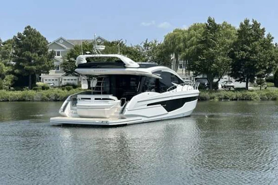 Galeon 510 SKY Yacht For Sale