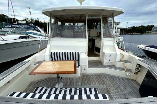 Sabre 38 Hard Top Express Yacht For Sale