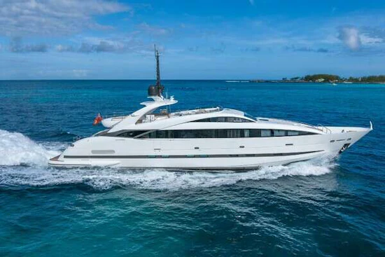 ISA 120 Sport Yacht For Sale