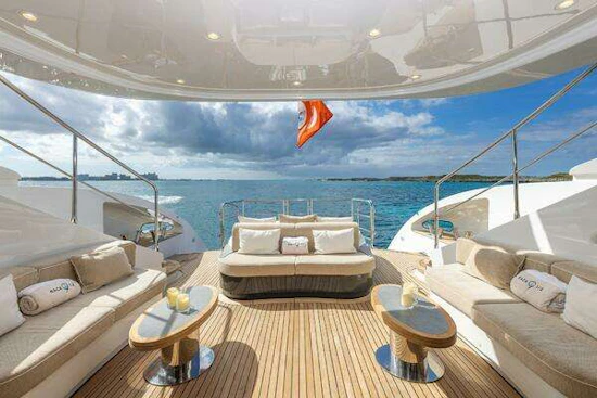 ISA 120 Sport Yacht For Sale