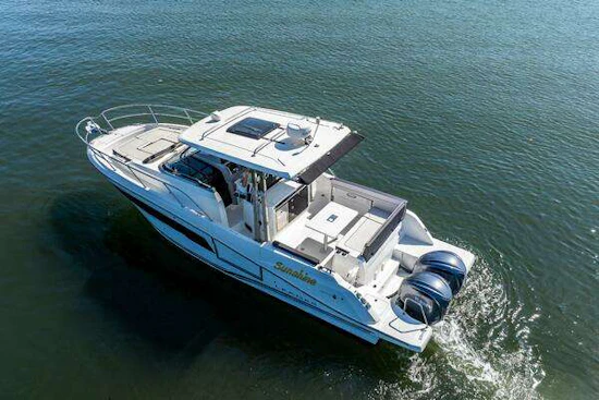 Jeanneau Leader 10.5 WA S2 Yacht For Sale