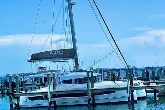 Bali 4.2 Yacht For Sale