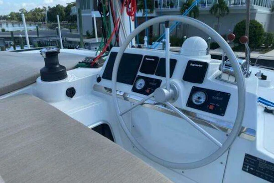 Bali 4.2 Yacht For Sale