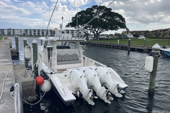 Pursuit S 408 Sport Yacht For Sale
