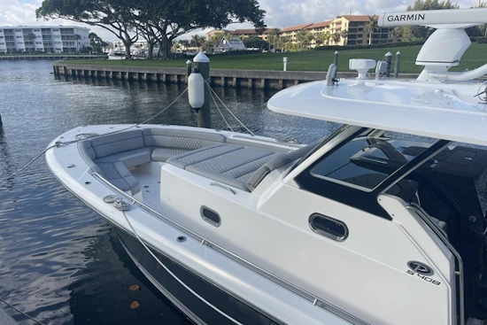 Pursuit S 408 Sport Yacht For Sale