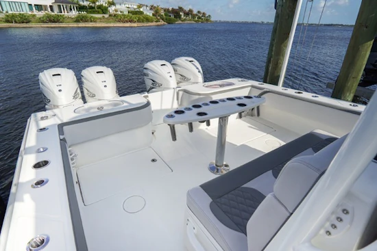 Sea Hunter 41 CTS Yacht For Sale