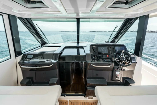 Tiara Yachts Q44 Yacht For Sale