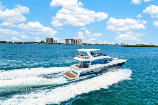 Prestige 590 Yacht For Sale