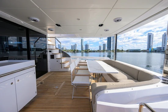 Azimut Fly 78 Yacht For Sale