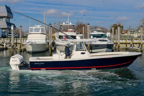 Regulator 34CC Yacht For Sale