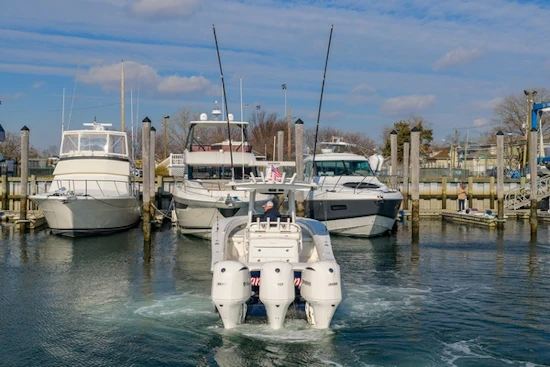 Regulator 34CC Yacht For Sale