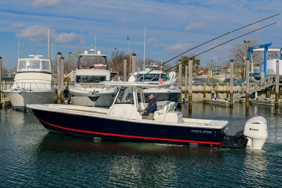 Regulator 34CC Yacht For Sale