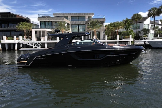 Cruisers Yachts 38 GLS OB Yacht For Sale