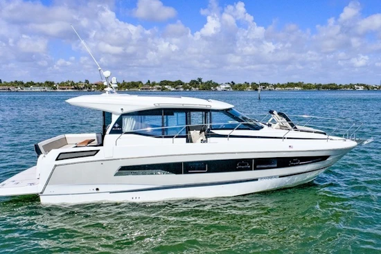 Jeanneau NC37 Yacht For Sale