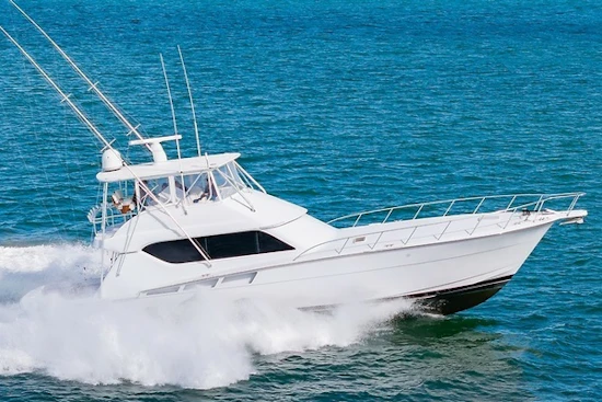 Hatteras 60 Convertible Yacht For Sale