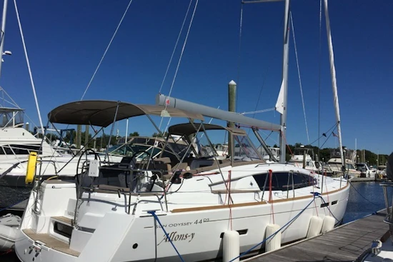 Jeanneau 44 DS Yacht For Sale