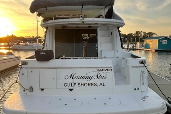 Carver 450 Voyager Pilothouse Yacht For Sale