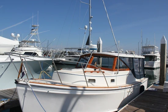 Cape Dory 28 FISHERMAN HARDTOP Yacht For Sale