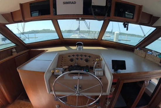 Hatteras Motor Yacht Yacht For Sale
