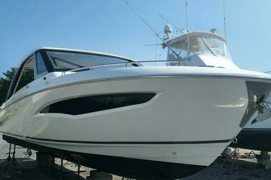 Greenline NEO Hard Top Yacht For Sale