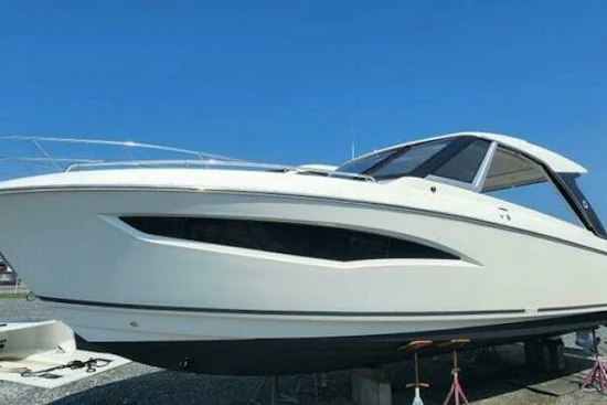 Greenline NEO Hard Top Yacht For Sale