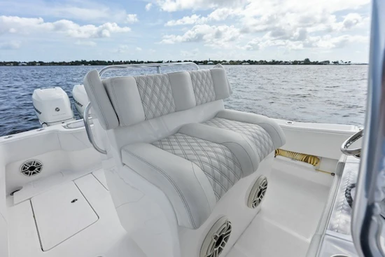 Invincible 33 Open Fisherman Yacht For Sale