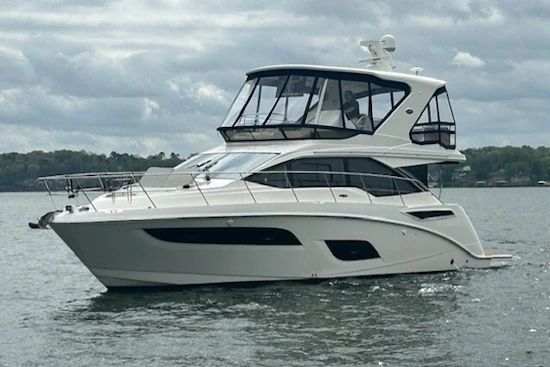 Sea Ray 460 FLY Yacht For Sale