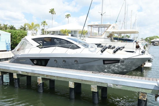Cranchi M44 HT Hard Top Yacht For Sale