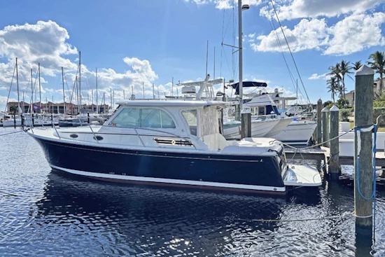 Back Cove 32 Yacht For Sale