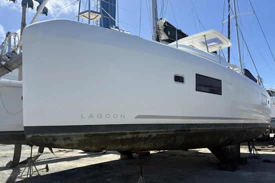 Lagoon 42 Yacht For Sale