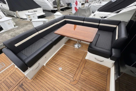 Sea Ray Sundancer 510 Yacht For Sale