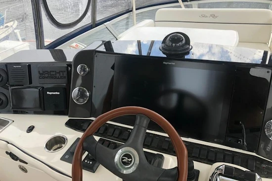 Sea Ray  Yacht For Sale
