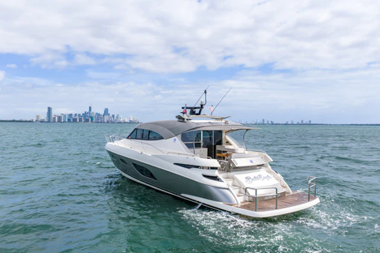 Riviera 6000 SPORT YACHT Yacht For Sale