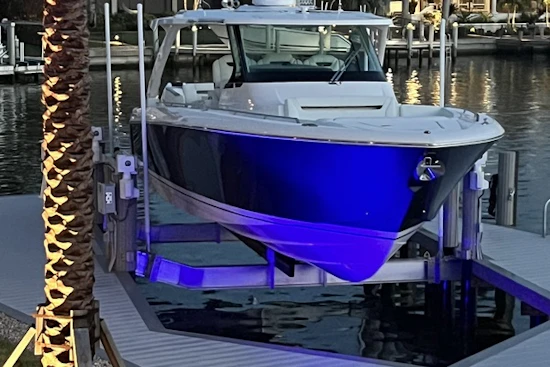 Tiara Yachts 38 LS Yacht For Sale