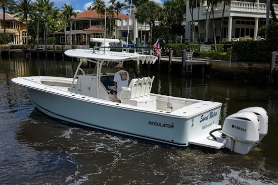 Regulator Center Console Yacht For Sale