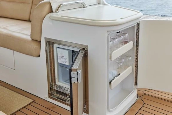 MJM 40z Yacht For Sale