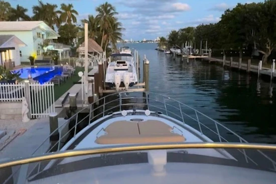Azimut 64 Yacht For Sale