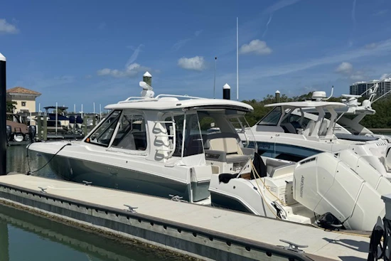 Boston Whaler 380 Realm Yacht For Sale