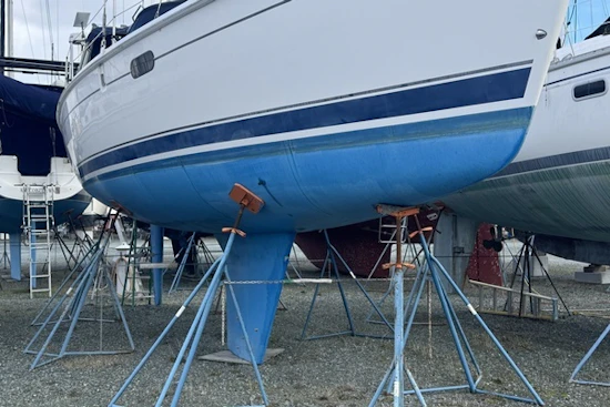 Hunter  Yacht For Sale