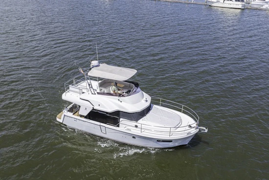 Beneteau Swift Trawler Yacht For Sale