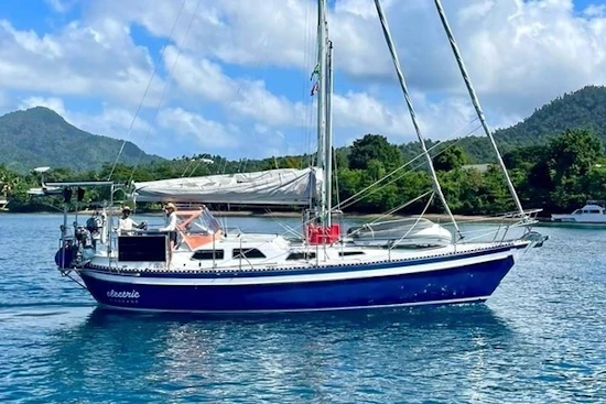 Tayana Vancouver 42 Yacht For Sale