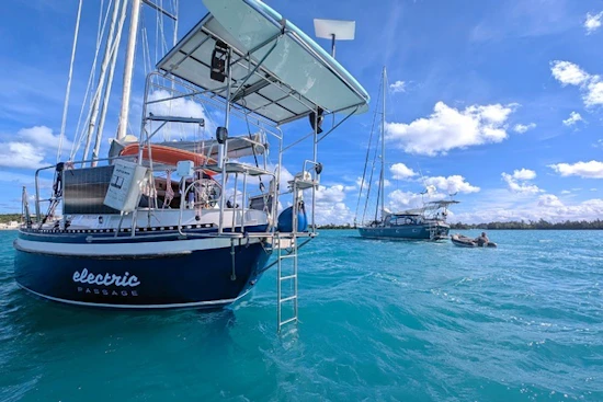 Tayana Vancouver 42 Yacht For Sale
