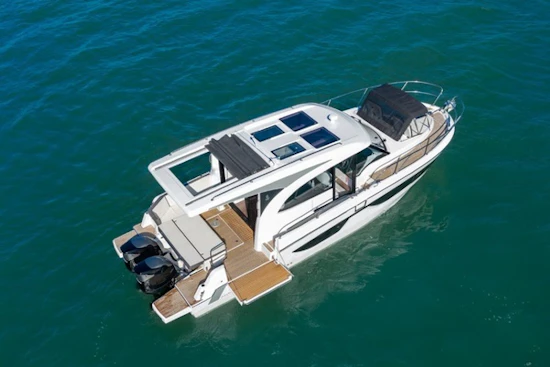 Beneteau Antares 11 Yacht For Sale