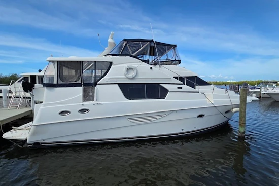 Silverton 453 Motor Yacht Yacht For Sale