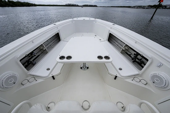 Everglades 350 CC Yacht For Sale