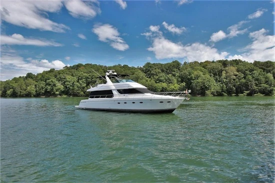 Carver 570 Voyager Pilothouse Yacht For Sale