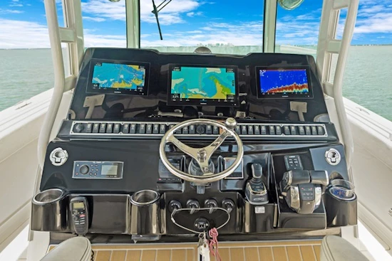 HCB 3900 Speciale Yacht For Sale