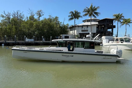 Axopar 37 Cabin Yacht For Sale