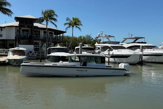 Axopar 37 Cabin Yacht For Sale