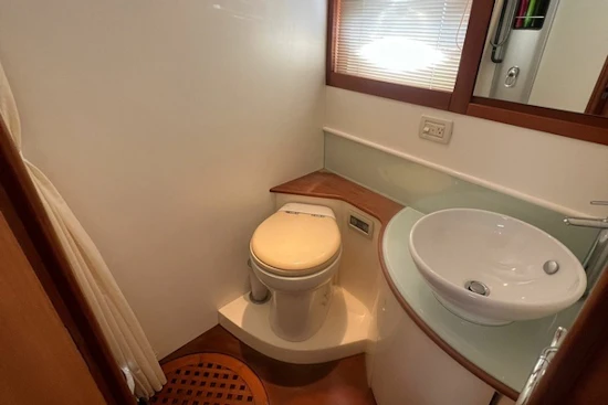 Pershing  Yacht For Sale
